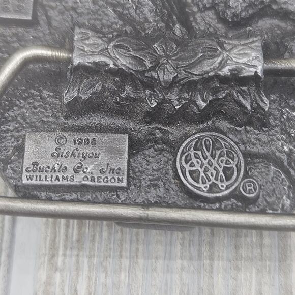 VINTAGE SISKIYOU (End Of Trail)‎ BUCKLE Lone Warrior Native American 1988 - Picture 5 of 10